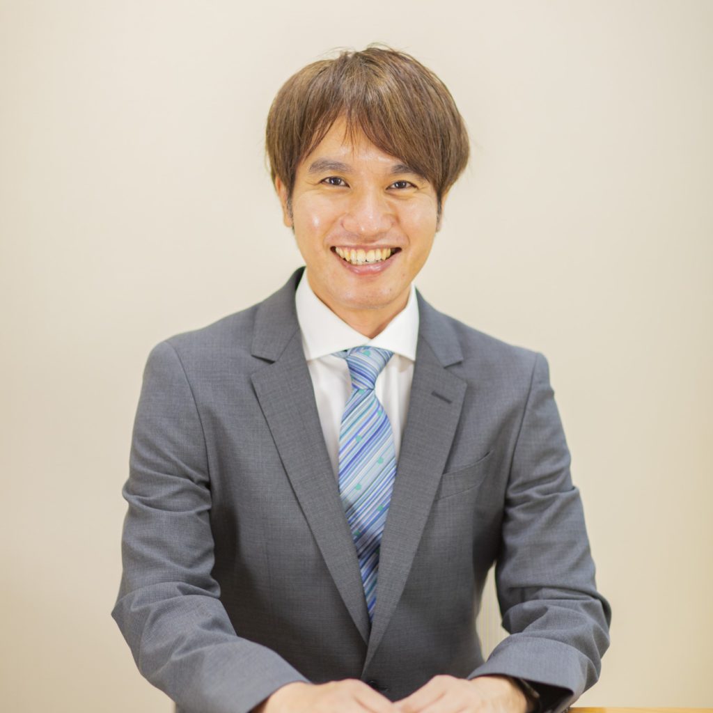 常任理事・院長 名嘉村 敬